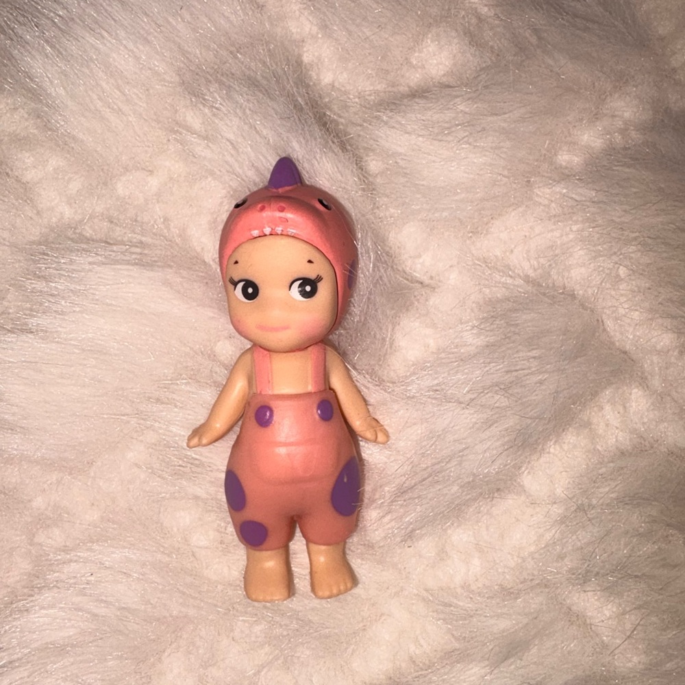 FREE with purchase over $40 - Spinosaurus Sonny Angel